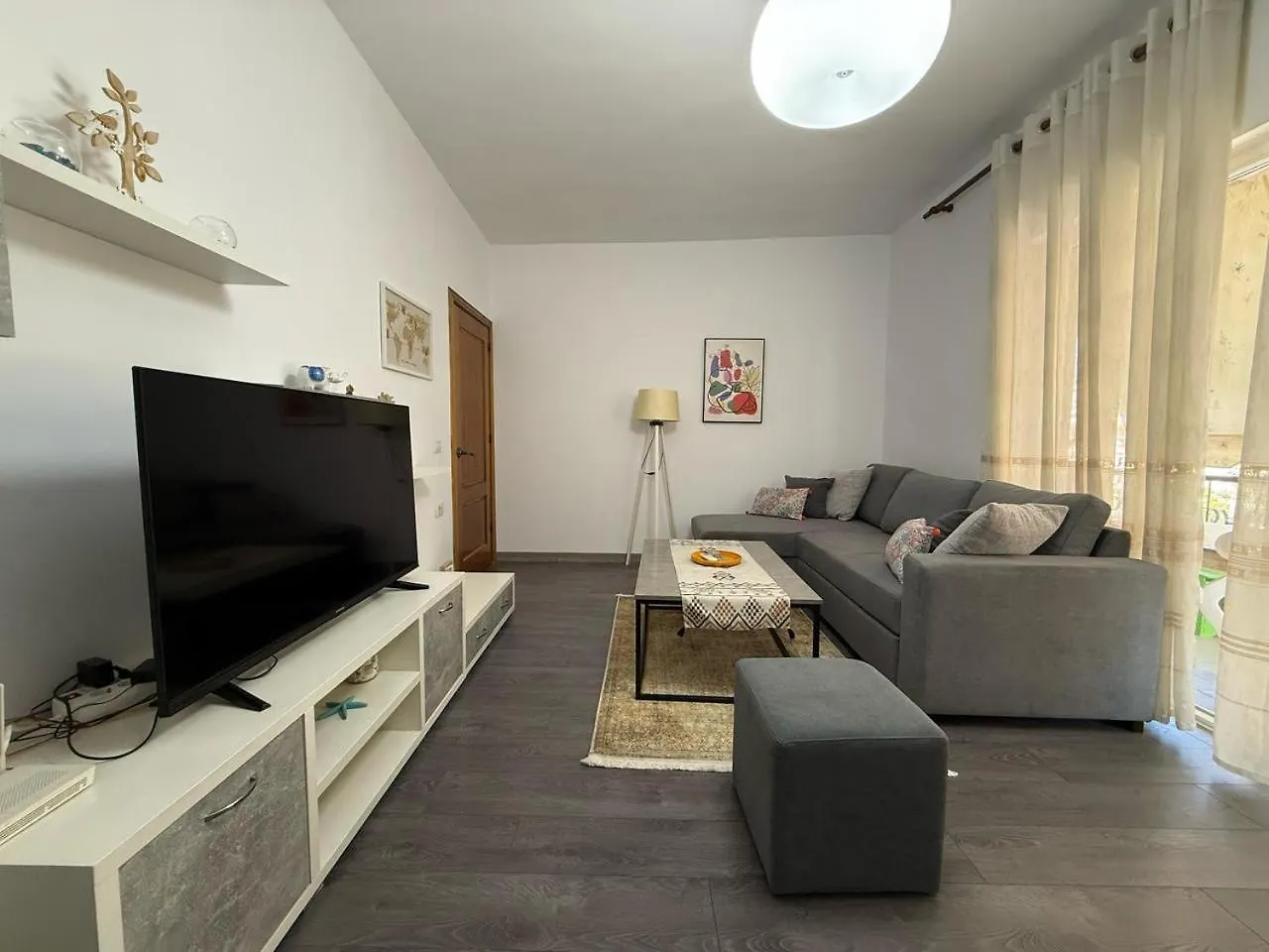 דירה טיראנה Juli'S Central Spot